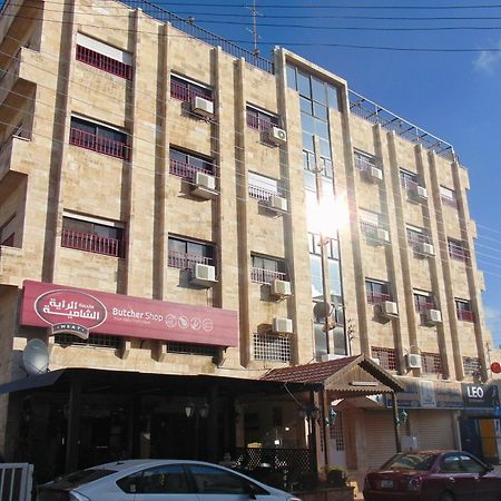 Al-Nujoom Hotel Suites Амман Екстер'єр фото